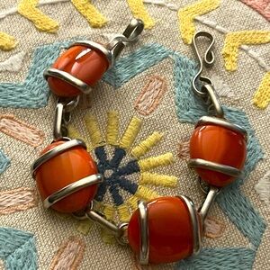 VINTAGE SILVER ORANGE GLASS BRACELET